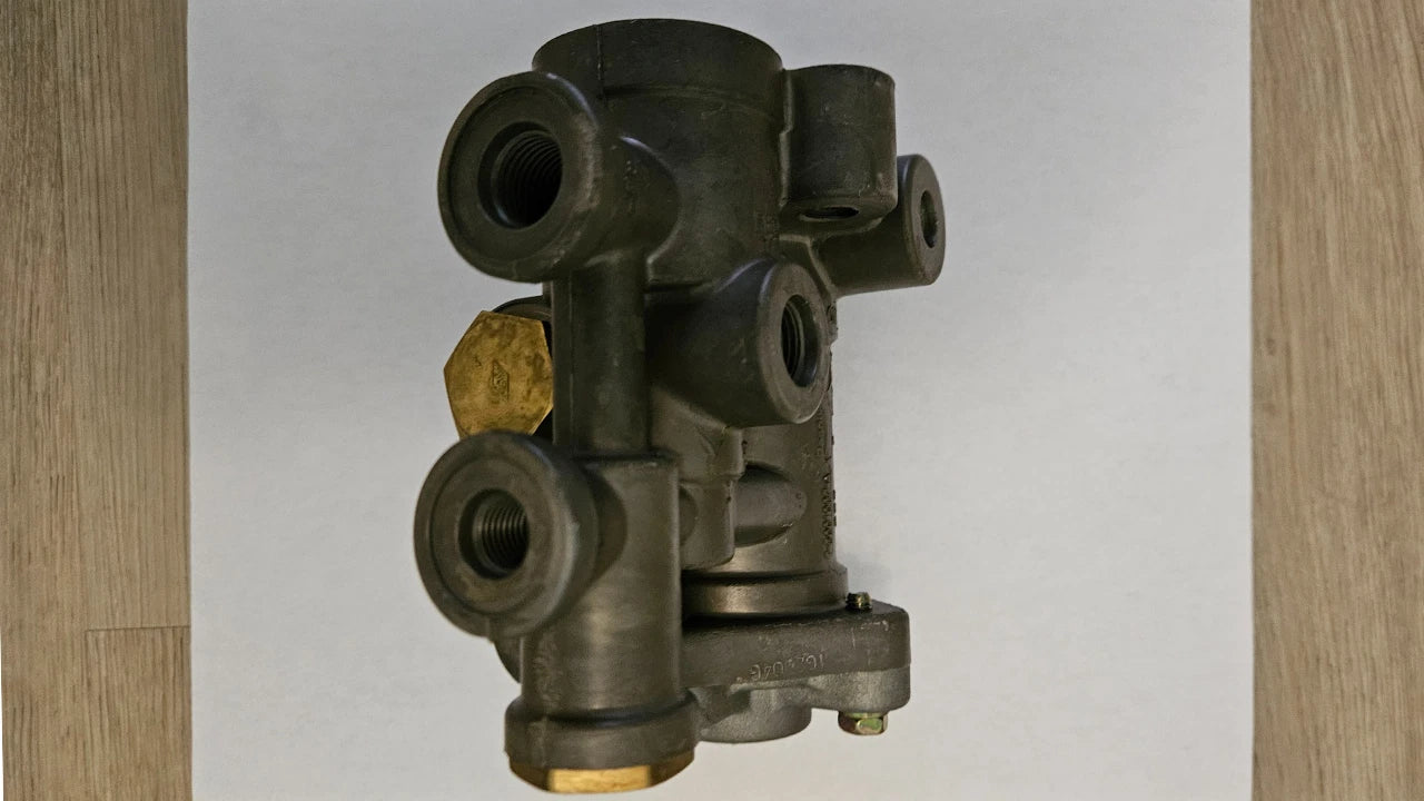  HR-1 Valve Ford Truck 065147