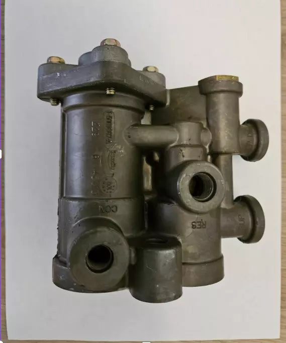 065147 Bendix HR-1 Valve 065147X